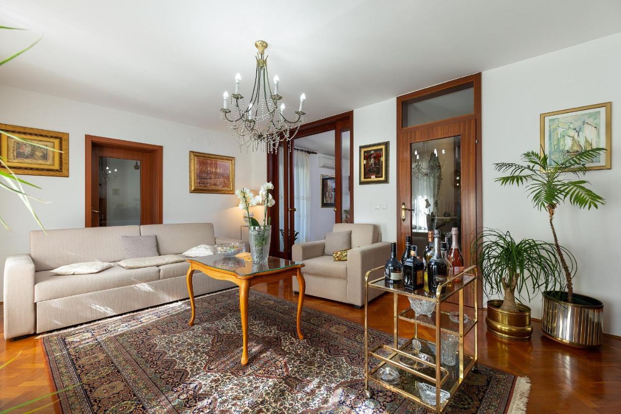 Holiday Apartment Suzana Rovinj Eksteriør bilde