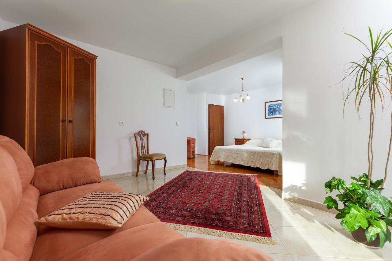 Holiday Apartment Suzana Rovinj Eksteriør bilde